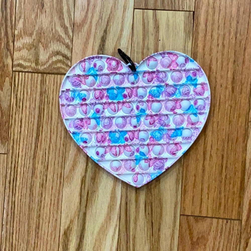 Butterfly-Print Heart Pop-it with Keychain